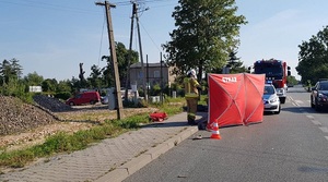 działania służb ratunkowych na miejscu zdarzenia drogowego
