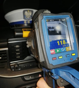 zdjecie z radaru laserowego przekroczenia prędkości.