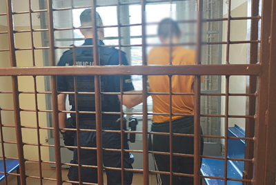 Kutno: zatrzymano 22-latka kradnącego w sklepie. Miał narkotyki, w mieszkaniu odzyskano skradzione przedmioty
